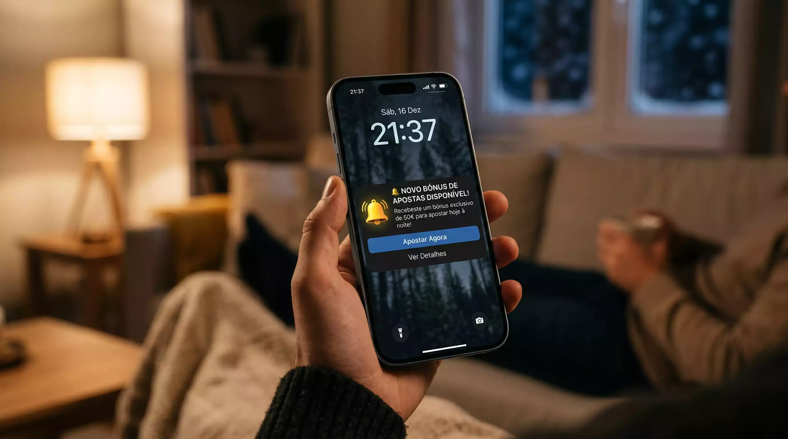 Smartphone com notificacao push de novo bonus de apostas no ecra